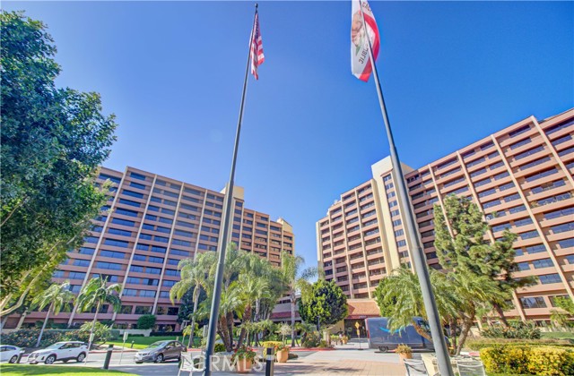 Property photo of 24055 Paseo Del Lago