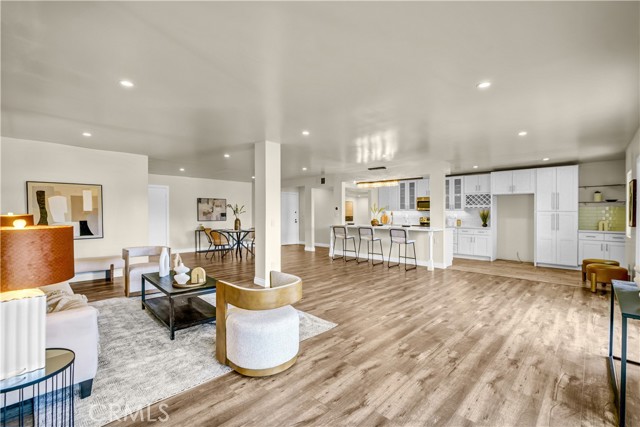 Property photo of 5412 Lindley AV