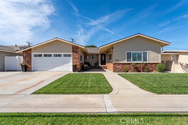 Property photo of 15539 Escalona