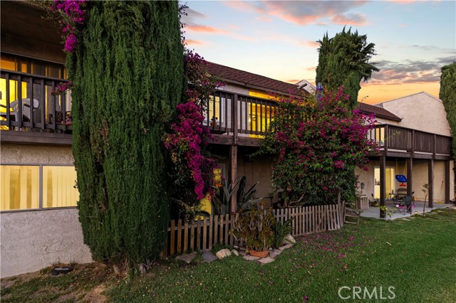 Property photo of 15614 Crestview LN