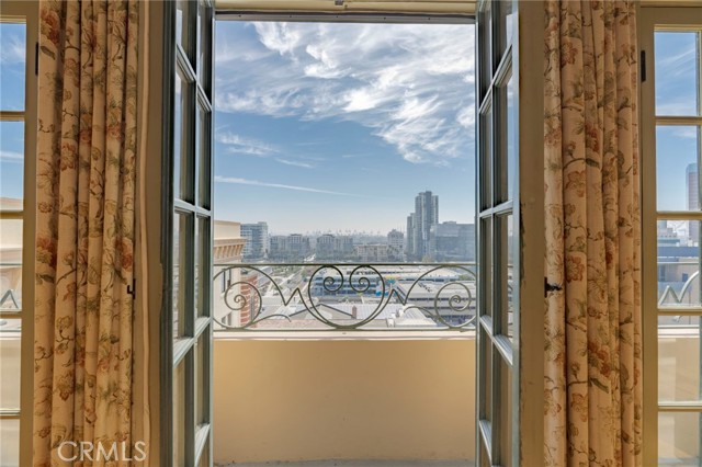 Property photo of 315 W 3rd ST