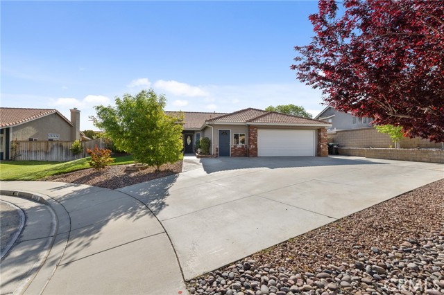 Property photo of 39434 Basalt CT
