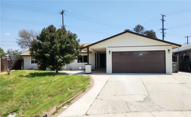 Property photo of 14960 Cliffrose CT