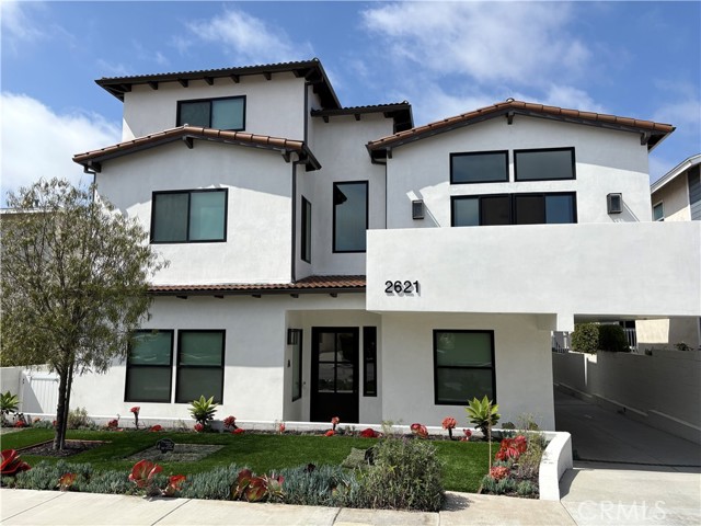 Property photo of 2621 Gates AV