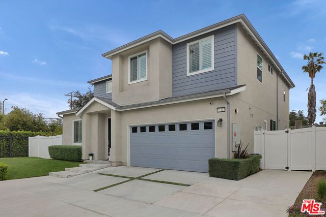 Property photo of 17302 Lemay ST