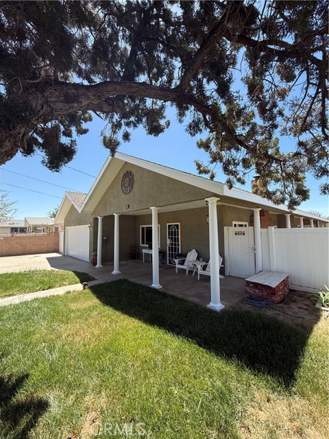 Property photo of 4230 W Avenue L2