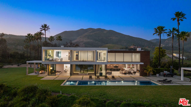 Property photo of 5601 Kanan Dume RD