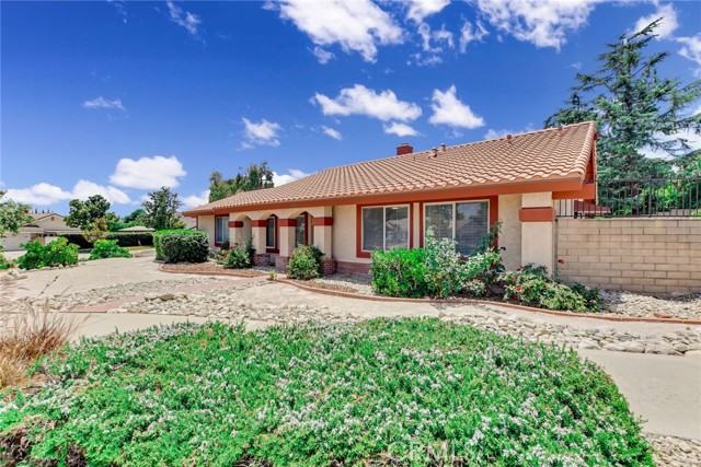 Property photo of 383 Andover DR