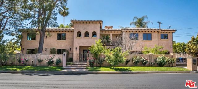 Property photo of 5427 Genesta AV
