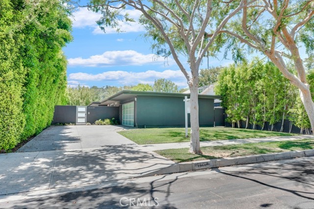 Property photo of 11230 Dilling ST