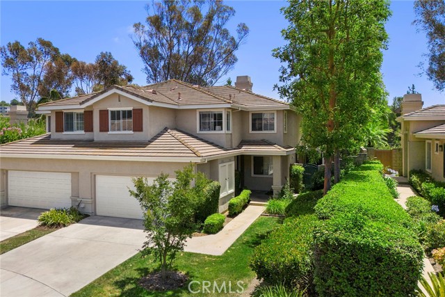 Property photo of 1320 Canterbury LN