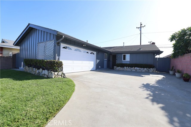 Photo of 5519 Stevely Av