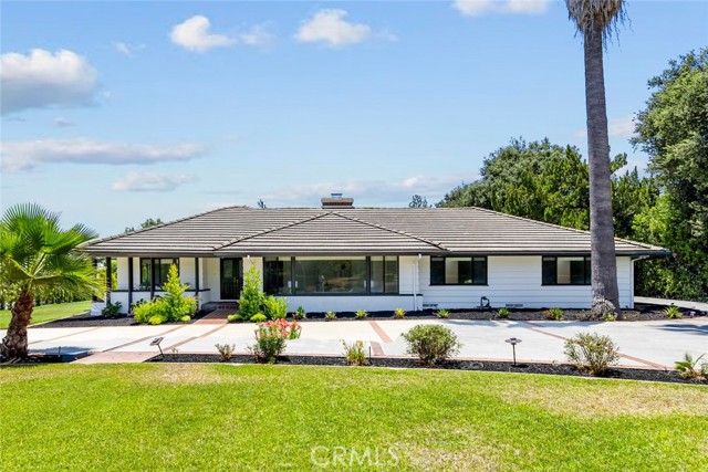 Property photo of 6 Woodland LN