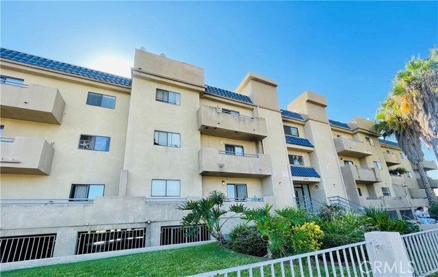 Property photo of 10901 LAUREL CNY BLVD #209