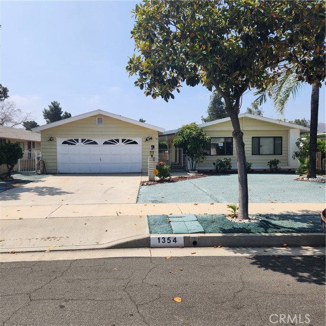 Property photo of 1354 Jasmine WY