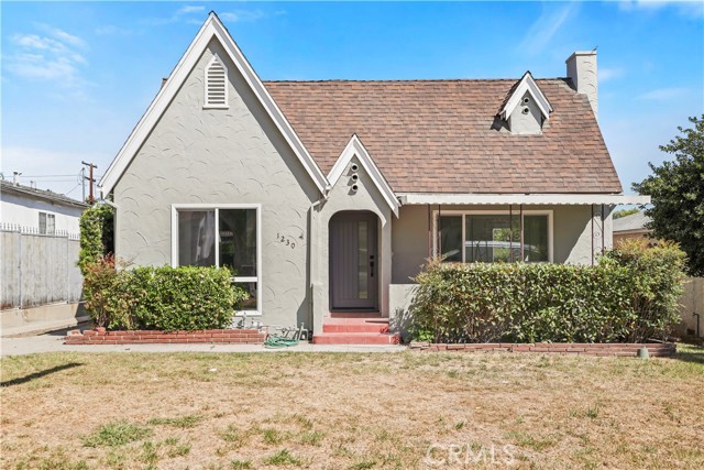Property photo of 1230 Spazier AV
