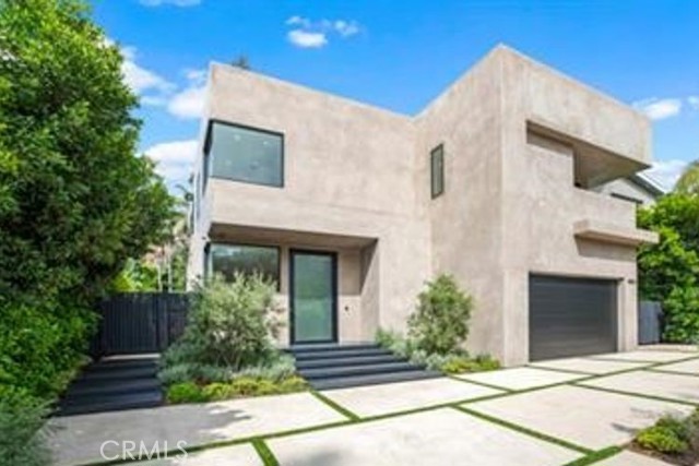 Property photo of 1845 Coldwater Canyon DR