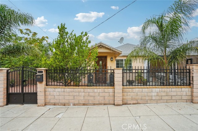 Property photo of 10141 McClemont Ave