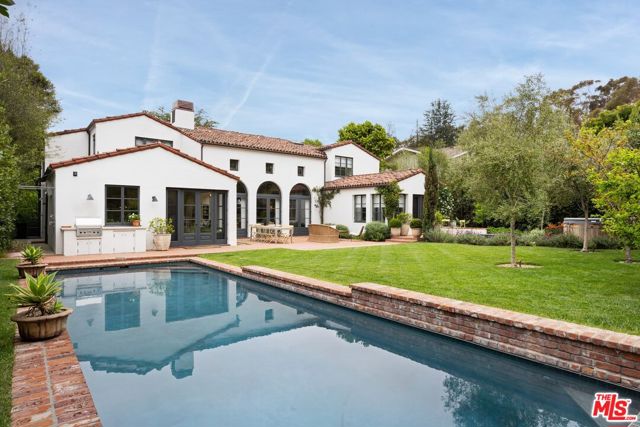 Property photo of 765 Ranch LN