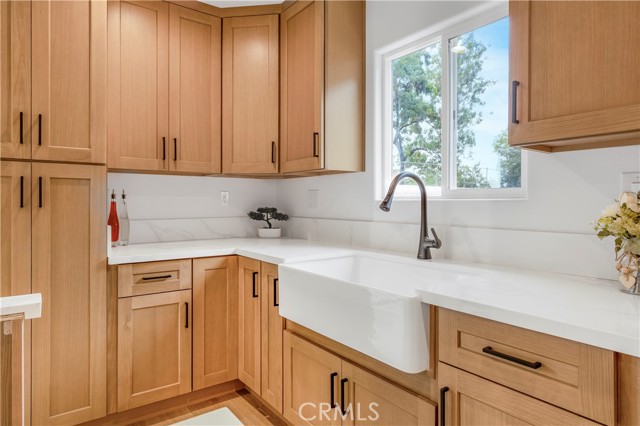 Photo of 1225 Van Pelt Av