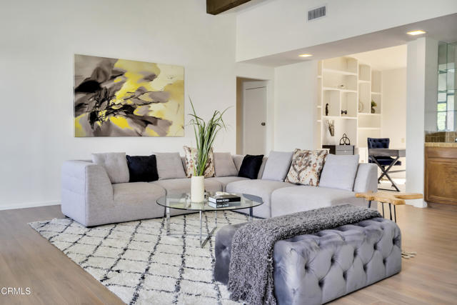 Property photo of 72460 Rodeo WY