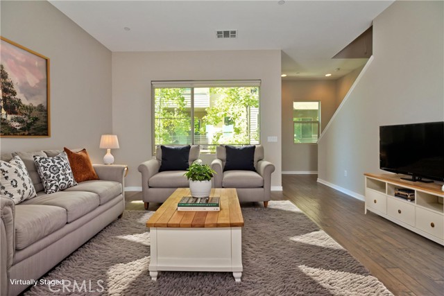 Photo of 629 Sawyer Pl