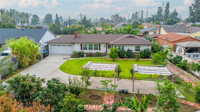 Property photo of 10018 La Rosa DR