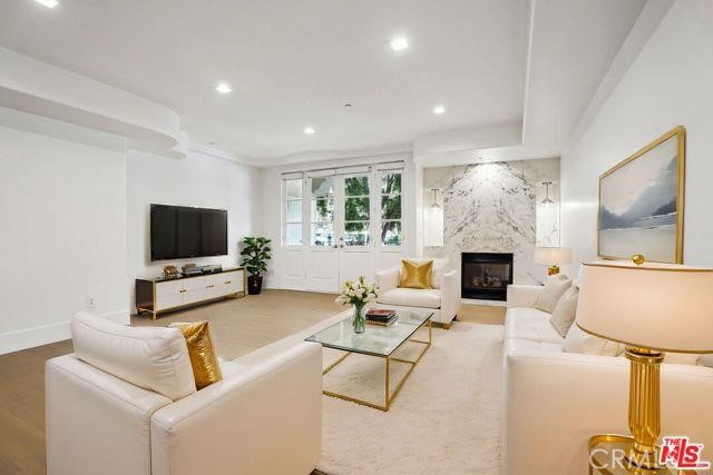 Photo of 1861 Veteran Av