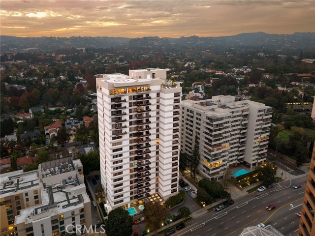 Property photo of 10445 Wilshire