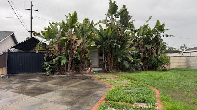 Property photo of 1046 E Mardina ST