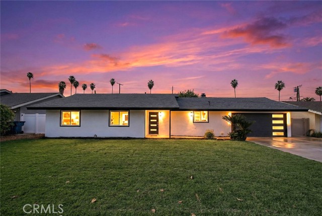 Photo of 920 Coronado Dr