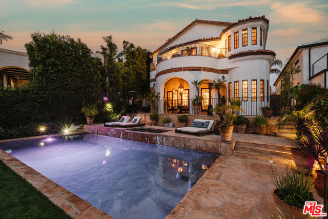 Property photo of 10064 Toluca Lake AV