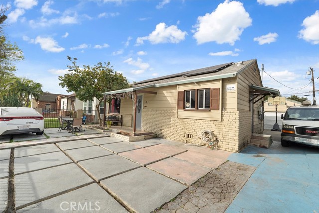 Property photo of 511 S Pannes