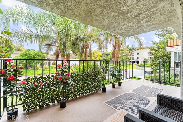 Photo of 2393 Via Mariposa