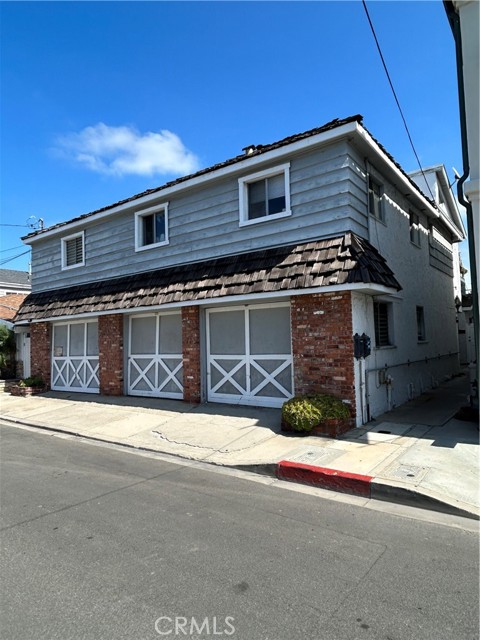 Property photo of 3602 Marcus AV