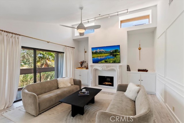 Property photo of 874 N Village Square