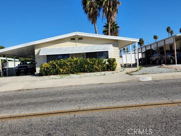 Property photo of 710 S Lyon AV