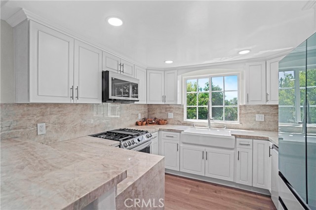 Property photo of 308 S Cabrillo AV