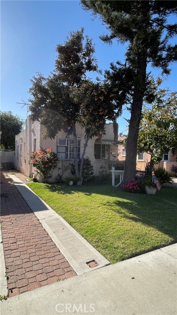 Property photo of 8933 Bowman AV