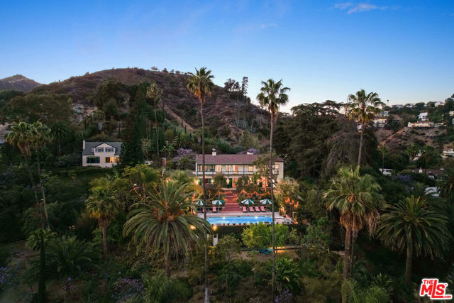 Property photo of 2003 La Brea TE
