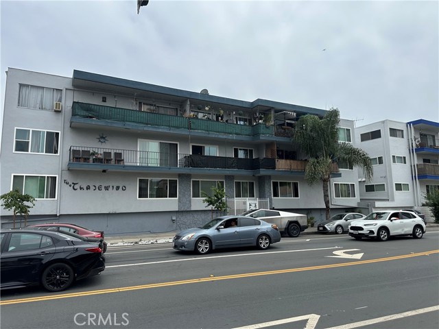 Property photo of 120 Alamitos AV
