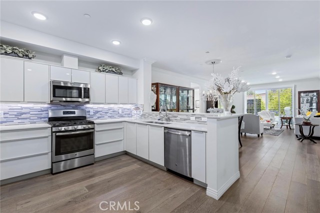 Property photo of 5253 Vantage AV