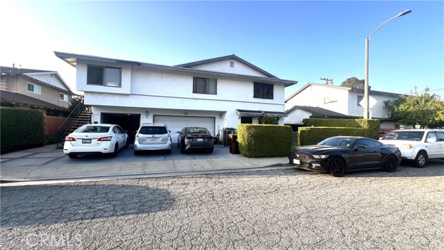 Property photo of 11053 Elmcrest St