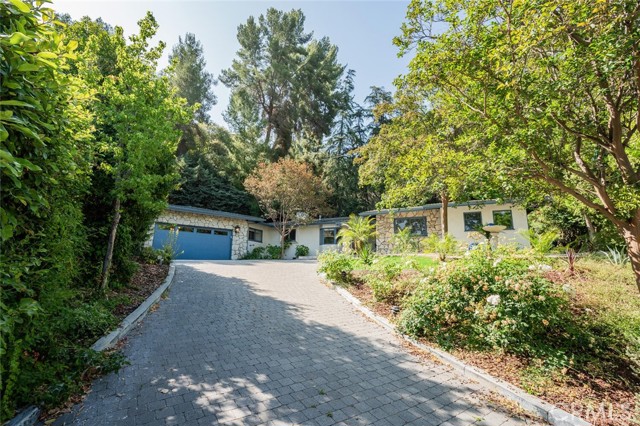 Property photo of 4736 Zelzah