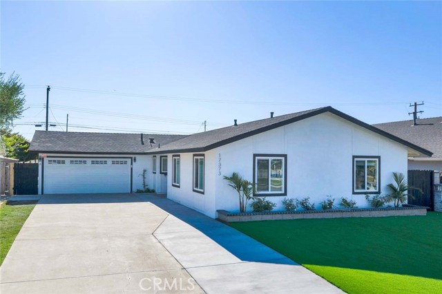 Photo of 17373 Santa Maria St