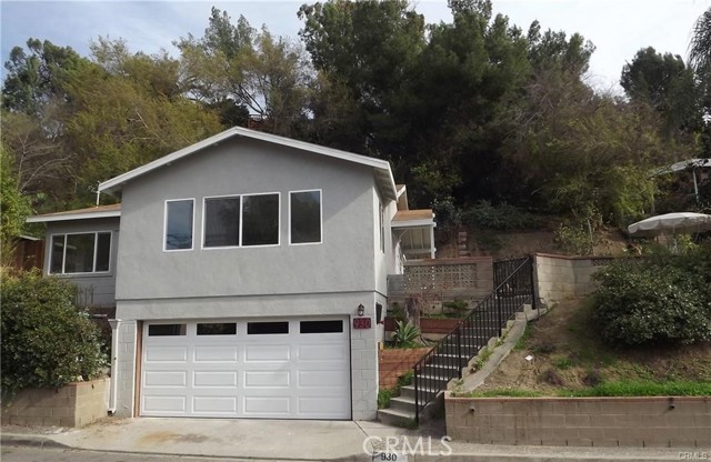 Property photo of 930 Mira Valle ST