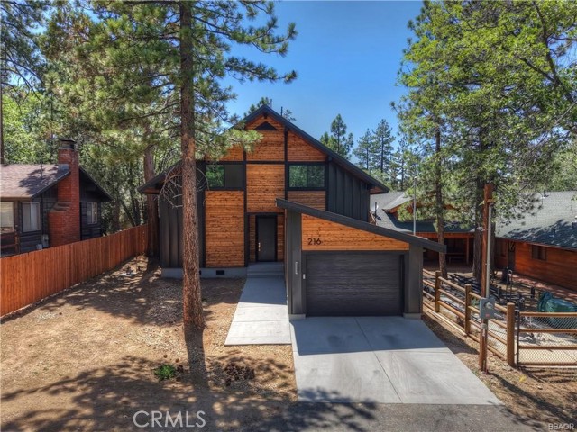 Property photo of 216 Leonard LN