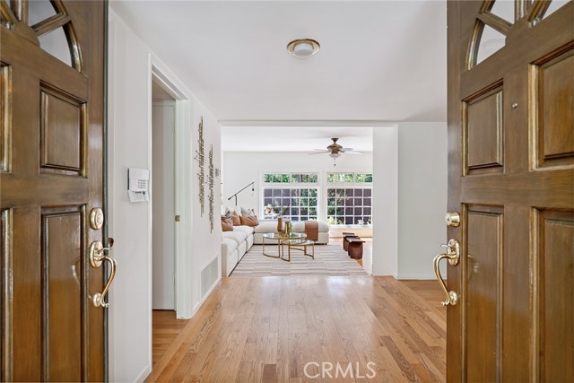 Property photo of 4241 Kingfisher RD