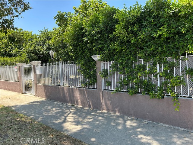 Property photo of 20415 Roscoe BL