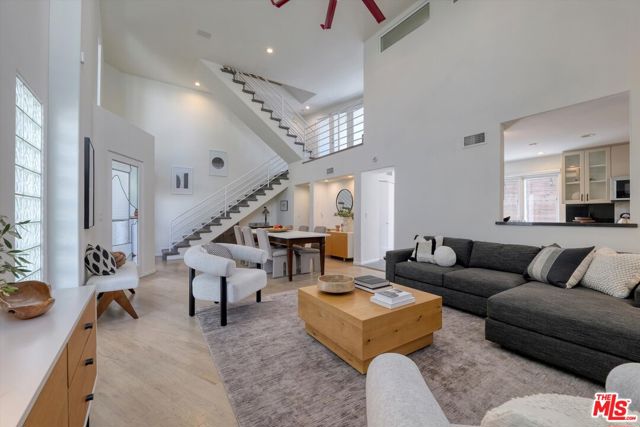 Property photo of 833 17th ST